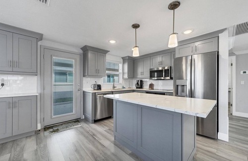 Siesta Key Villa | Horizons West Beachside Villa D-10 is a great 2 bedroom, 2 bath beachside villa!