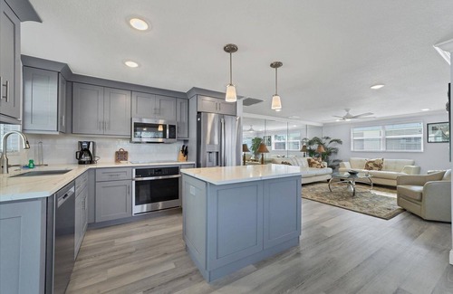 Siesta Key Villa | Horizons West Beachside Villa D-10 is a great 2 bedroom, 2 bath beachside villa!