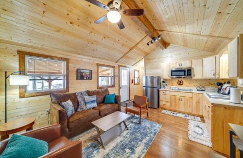 La Grange House | Horse Farm Retreat with Pond View Near Louisville