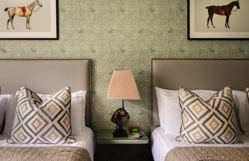 Horse and Jockey Hotel | Horse & Jockey Hotel