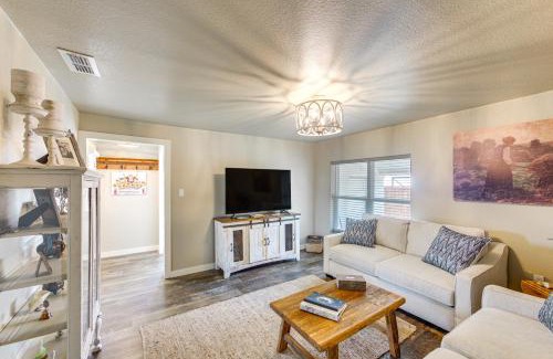 Pittsburg House | Horses Welcome Pittsburg Home Near Wineries!
