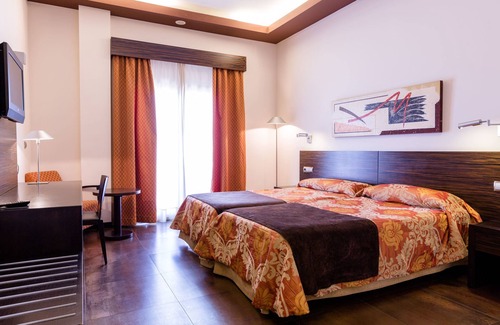 Los Valientes Hotel | Hospedium Hotel Los Periquitos