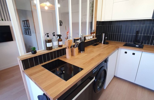 Saint-Eloi Apartment | Hospital-Faculty apartment near the city center