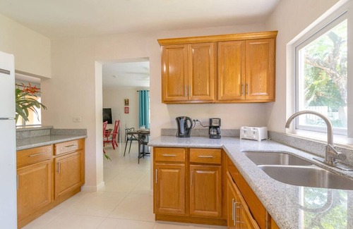 Montego Bay House | Hospitality Expert NCH: Private Pool/Beach/Chef