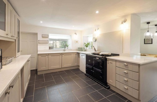 Bassenthwaite House | Host & Stay | Castle Hill Cottage