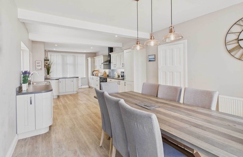 Bamburgh House | Host & Stay | Chirnells