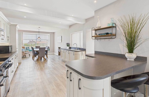 Bamburgh House | Host & Stay | Chirnells