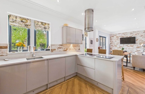 Nunthorpe House | Host & Stay | Church Lane