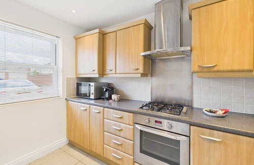 Cheltenham House | Host & Stay | Clearwell Gardens