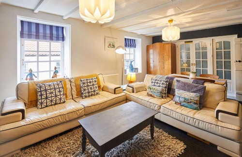 Staithes House | Host & Stay - Dotty's Coastal Retreat
