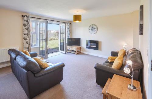 Beadnell House | Host & Stay - Driftwood