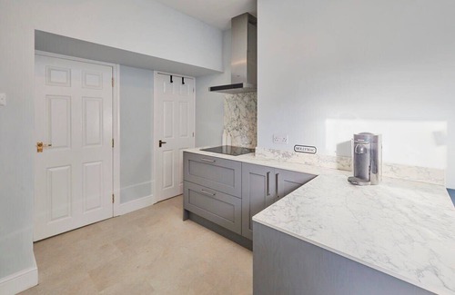 Saltburn-by-the-Sea Apartment | Host & Stay | Mollymac, Ground Floor