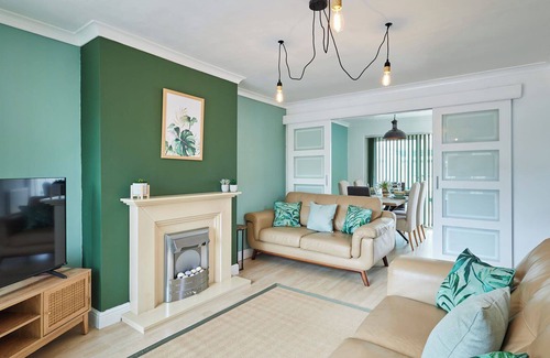 Blacon House | Host & Stay | Greenway House