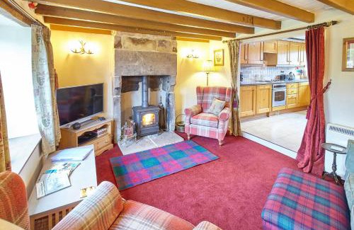 Saltburn-by-the-Sea House | Host & Stay - Honeysuckle Cottage
