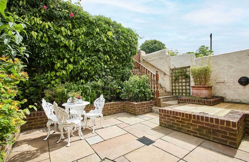 Middleton One Row House | Host & Stay | May Cottage