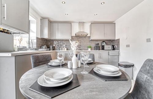 Worcester House | Host & Stay - Rose Cottage