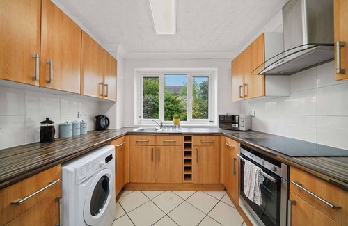 Milton Keynes House | Host & Stay | Stockenchurch