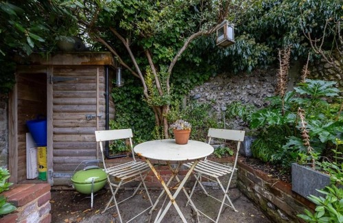 Montpelier House | Host & Stay | The September Cottage