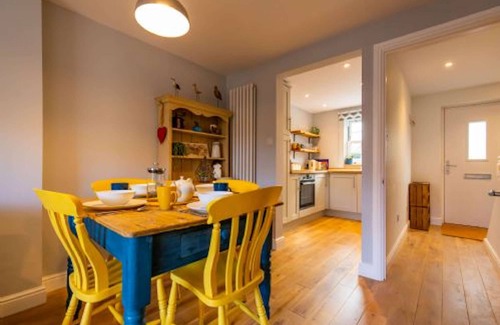 Snettisham House | Host & Stay | The Courtyard
