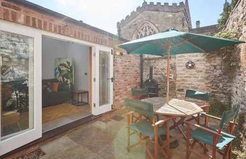 Pickering House | Host & Stay - The Old School House