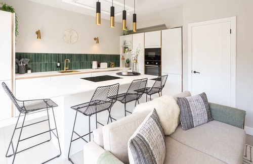 Hereford House | Host & Stay | The School House