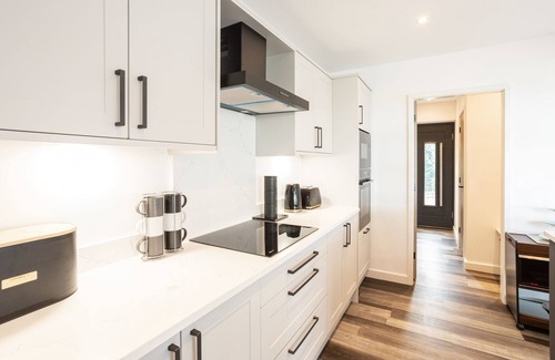Radbourne House | Host Stay The Stable