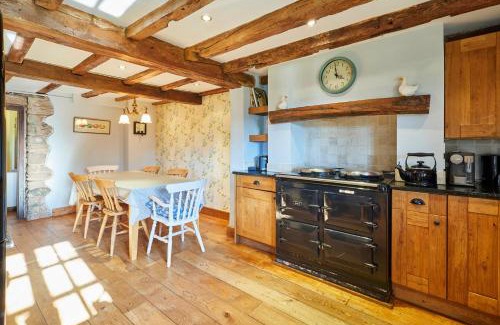 Monmouth House | Host & Stay - Tregaer Mill Barn