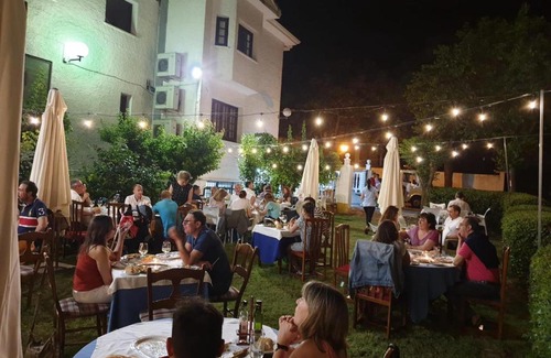 Brunete House | Hostal Asador Julian