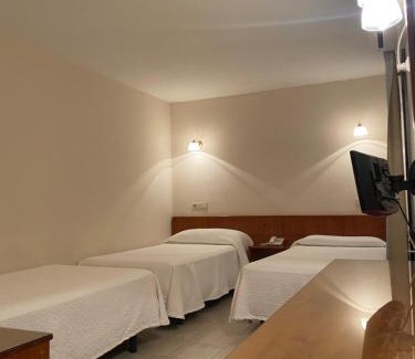 Pobles del Sud House | Hostal Blayet