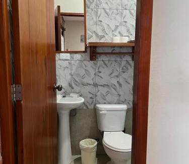 Puerto Baquerizo Moreno House | Hostal Cattleya