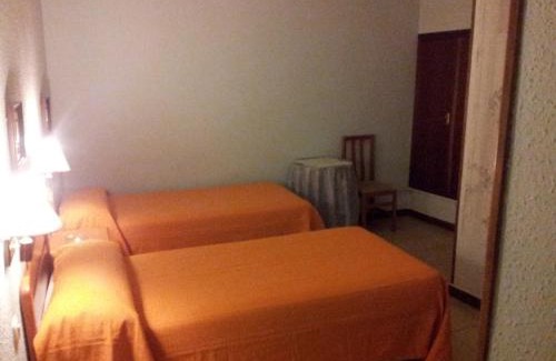 Barrio de Santo Domingo y San Martin House | Hostal El Centro