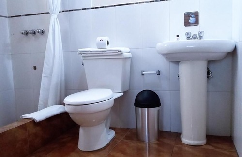 Quito House | Hostal El Roble
