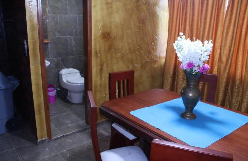 Guamote Hotel | Hostal Flor de los Ángeles Guamote