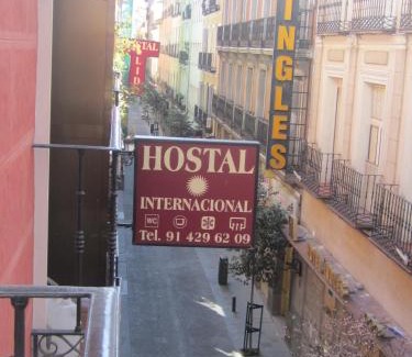Huertas House | Hostal Internacional