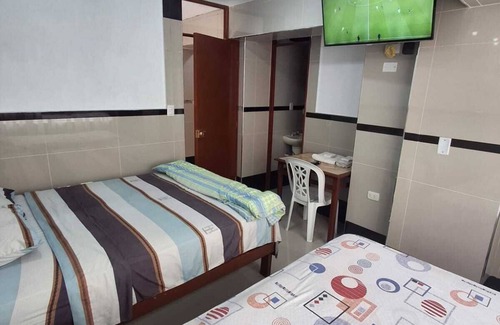 Santiago de Surco Hostel | Hostal Jovita