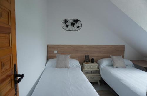 Galizano House | Hostal La Biela 43