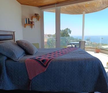 Playa Ancha Hotel | Hostal lala porteña vista al mar, baño privado y desayuno