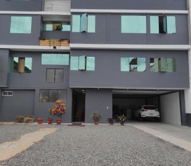 Loja Hostel | Hostal Los Lirios