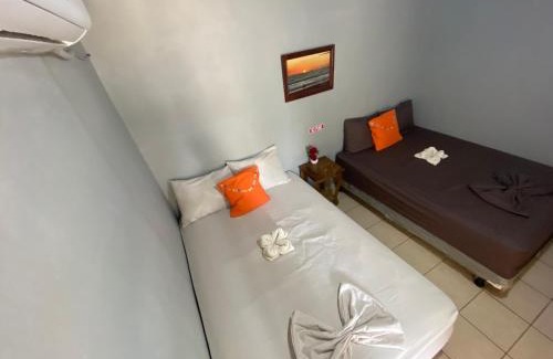 Acajutla House | Hostal los Tarros