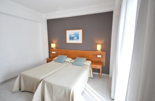Sant Antoni de Portmany House | Hostal Mallorca