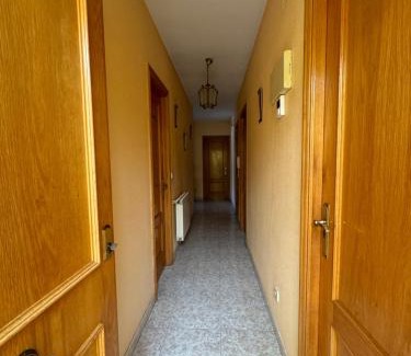 Fabero House | Hostal Pensión LA TORRE