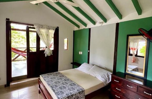 Capurgana House | Hostal Portal Del Sol