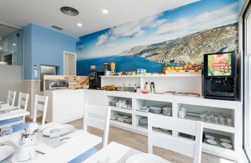 Cerdeira House | Hostal Praia Madalena