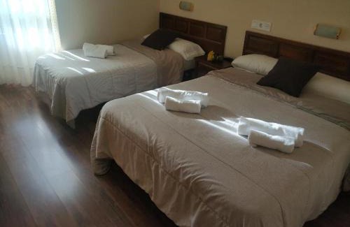 Villafria House | Hostal Restaurante Iruñako