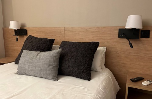 Cubells Hostel | Hostal Roma
