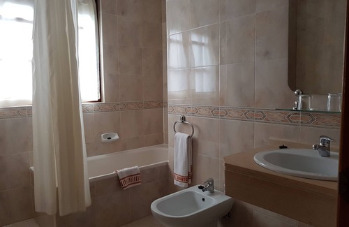 Arborbuena Hostel | Hostal Santa María