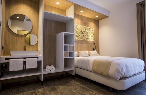 San Roque Hostel | Hostal Sevilla Santa Justa