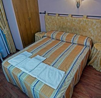 Cantalejo House | Hostal Stop