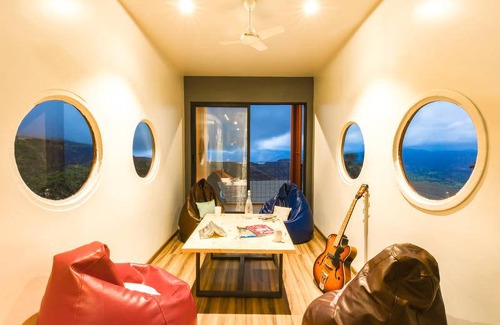 Panchgani Hostel | Hostel ∙ 6 guests