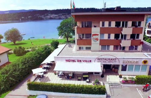 Le Pont Hotel | Hostellerie la Baie du Lac